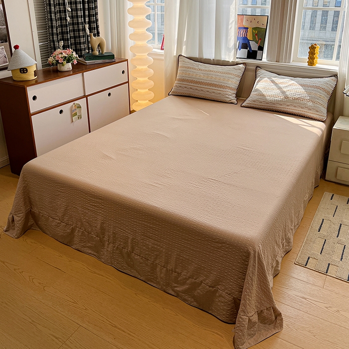 91家纺网 家纺一手货源 找家纺 一比一家纺 2026春夏新款三角针泡芙纱夏被夏凉被空调被四件套 三角针夏被-米希娅