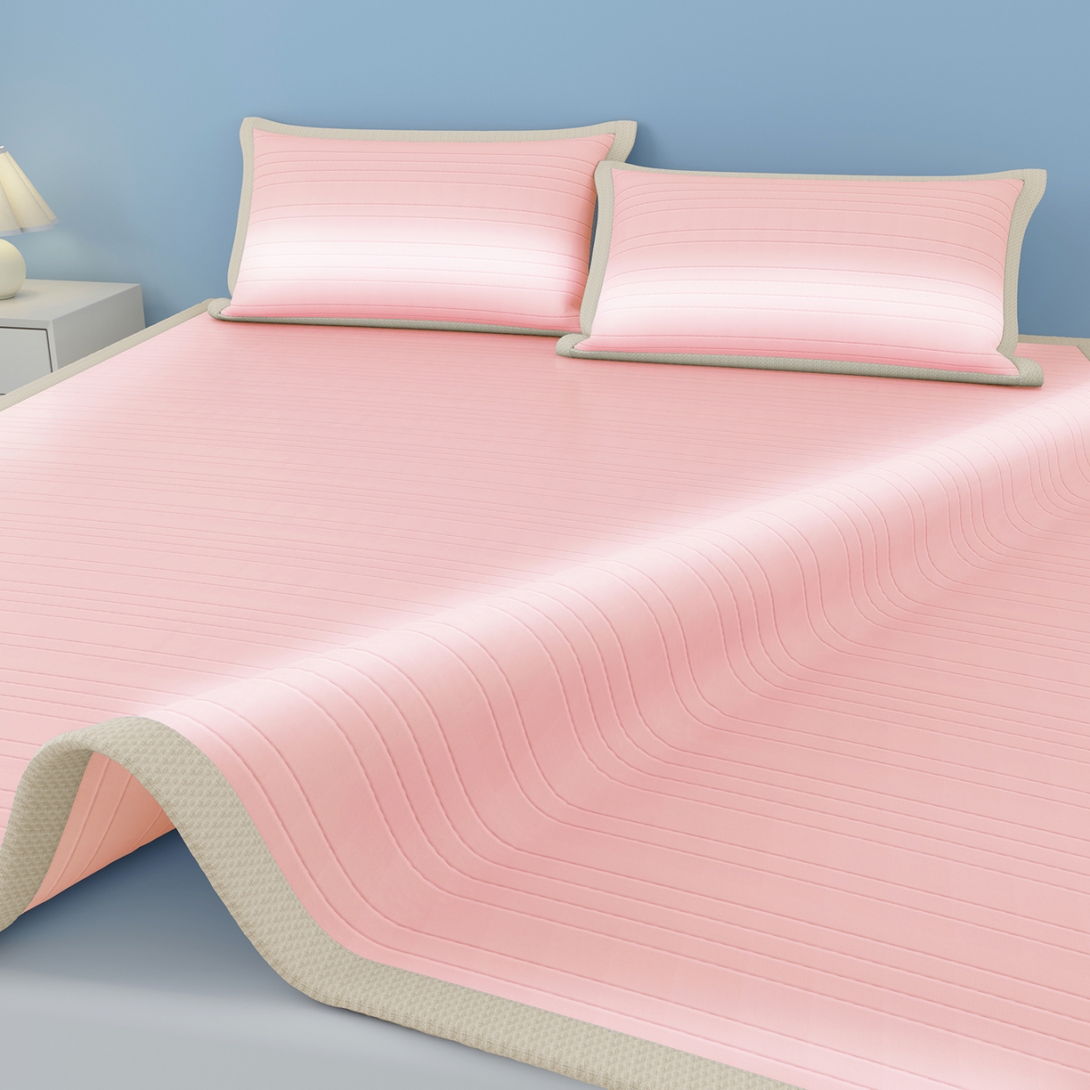 91家纺网 家纺一手货源 找家纺 曼陀罗 2026新款凉感海洋丝冰咖条纹凉席-平铺款 粉黛玉