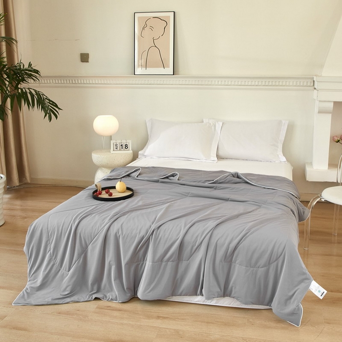 91家纺网 家纺一手货源 找家纺 库里梦家纺 2026新款A类母婴级冰肤凉感夏被锦氨双面凉皮皮夏凉被 凉皮皮-灰