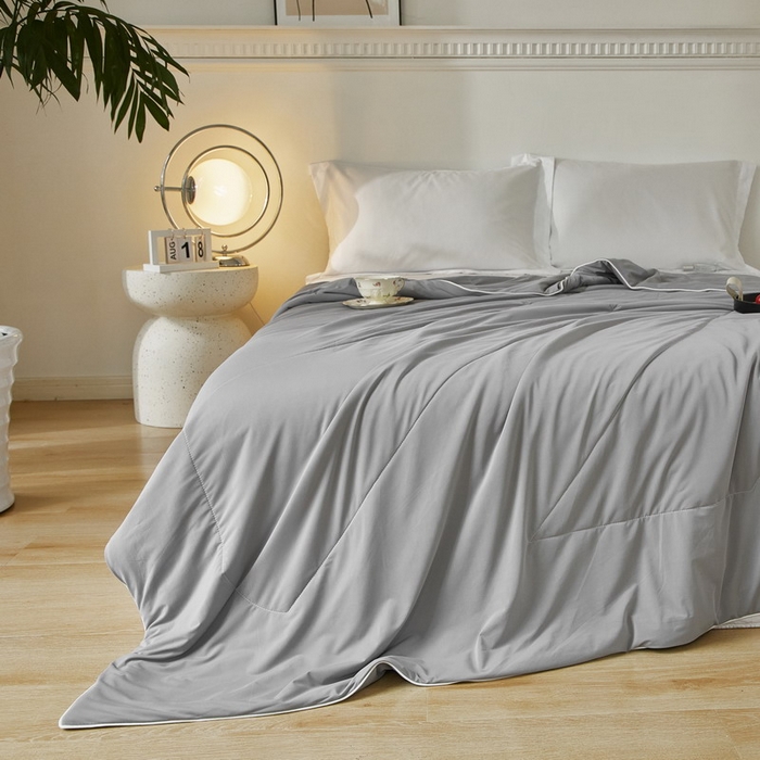 91家纺网 家纺一手货源 找家纺 库里梦家纺 2026新款A类母婴级冰肤凉感夏被锦氨双面凉皮皮夏凉被 凉皮皮-灰