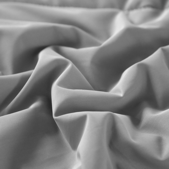 91家纺网 家纺一手货源 找家纺 库里梦家纺 2026新款A类母婴级冰肤凉感夏被锦氨双面凉皮皮夏凉被 凉皮皮-灰