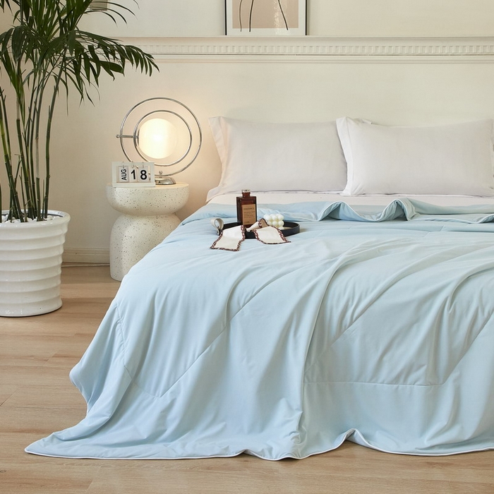 91家纺网 家纺一手货源 找家纺 库里梦家纺 2026新款A类母婴级冰肤凉感夏被锦氨双面凉皮皮夏凉被 凉皮皮-蓝