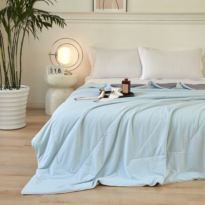 91家纺网 家纺一手货源 找家纺 库里梦家纺 2026新款A类母婴级冰肤凉感夏被锦氨双面凉皮皮夏凉被 凉皮皮-蓝灰