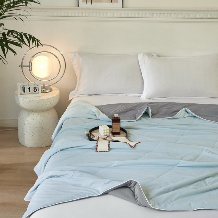 91家纺网 家纺一手货源 找家纺 库里梦家纺 2026新款A类母婴级冰肤凉感夏被锦氨双面凉皮皮夏凉被 凉皮皮-蓝灰