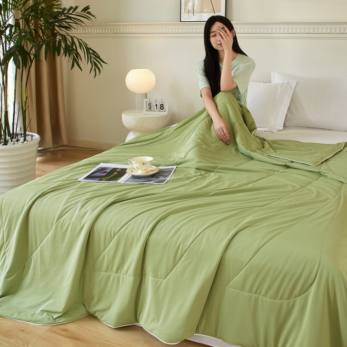 91家纺网 家纺一手货源 找家纺 库里梦家纺 2026新款A类母婴级冰肤凉感夏被锦氨双面凉皮皮夏凉被 凉皮皮-绿