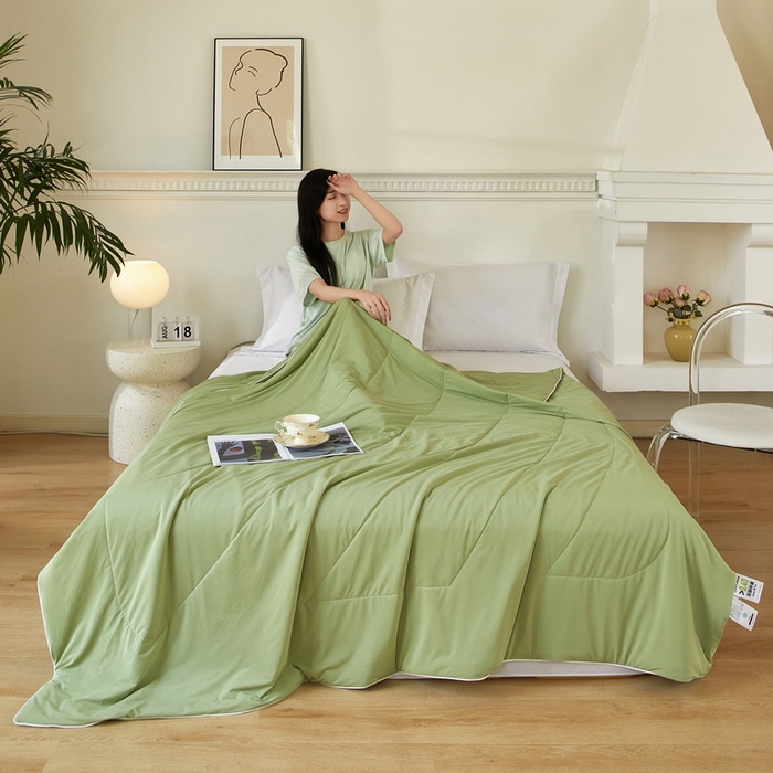 91家纺网 家纺一手货源 找家纺 库里梦家纺 2026新款A类母婴级冰肤凉感夏被锦氨双面凉皮皮夏凉被 凉皮皮-绿