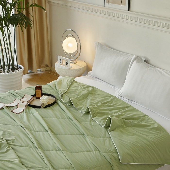 91家纺网 家纺一手货源 找家纺 库里梦家纺 2026新款A类母婴级冰肤凉感夏被锦氨双面凉皮皮夏凉被 凉皮皮-绿