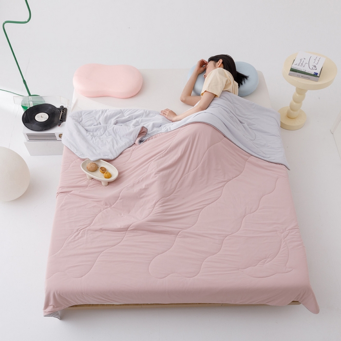 91家纺网 家纺一手货源 找家纺 CINNY馨宜 2026新款A类180g高克重锦氨凉感 冷布丁凉感防蚊即刻凉感夏被 可可粉