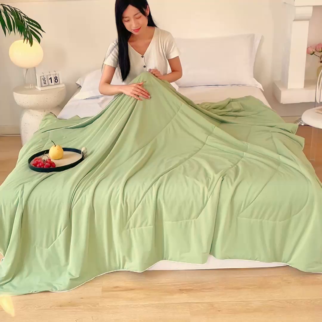 91家纺网 家纺一手货源 找家纺 库里梦家纺 2026新款A类母婴级冰肤凉感夏被锦氨双面凉皮皮夏凉被 凉皮皮-绿