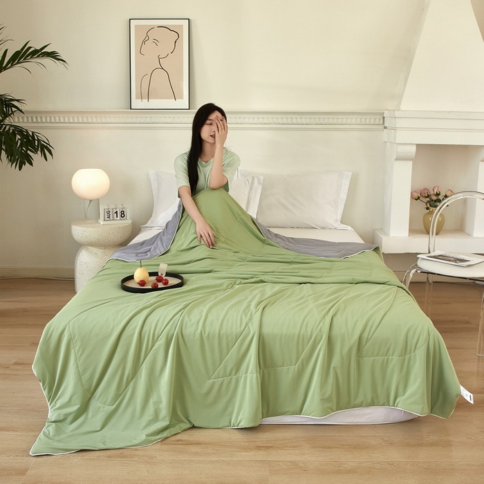 91家纺网 家纺一手货源 找家纺 库里梦家纺 2026新款A类母婴级冰肤凉感夏被锦氨双面凉皮皮夏凉被 凉皮皮-绿灰