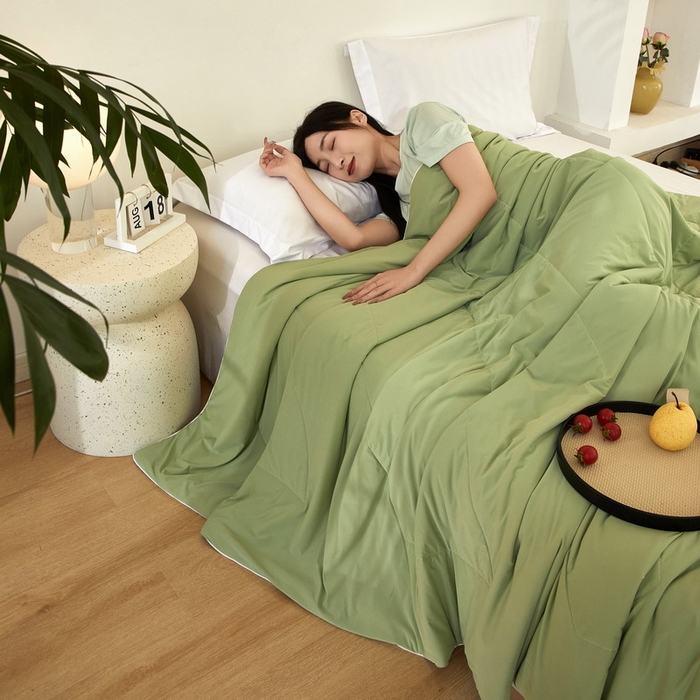 91家纺网 家纺一手货源 找家纺 库里梦家纺 2026新款A类母婴级冰肤凉感夏被锦氨双面凉皮皮夏凉被 凉皮皮-绿灰