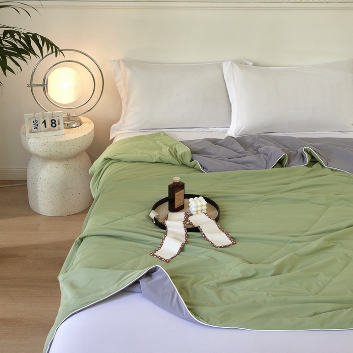 91家纺网 家纺一手货源 找家纺 库里梦家纺 2026新款A类母婴级冰肤凉感夏被锦氨双面凉皮皮夏凉被 凉皮皮-绿灰