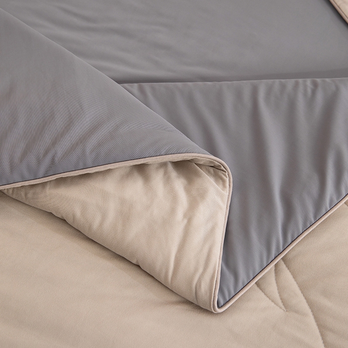 91家纺网 家纺一手货源 找家纺 CINNY馨宜 2026新款A类锦氨凉感冷布丁防蚊双面睡感夏被 冰河灰