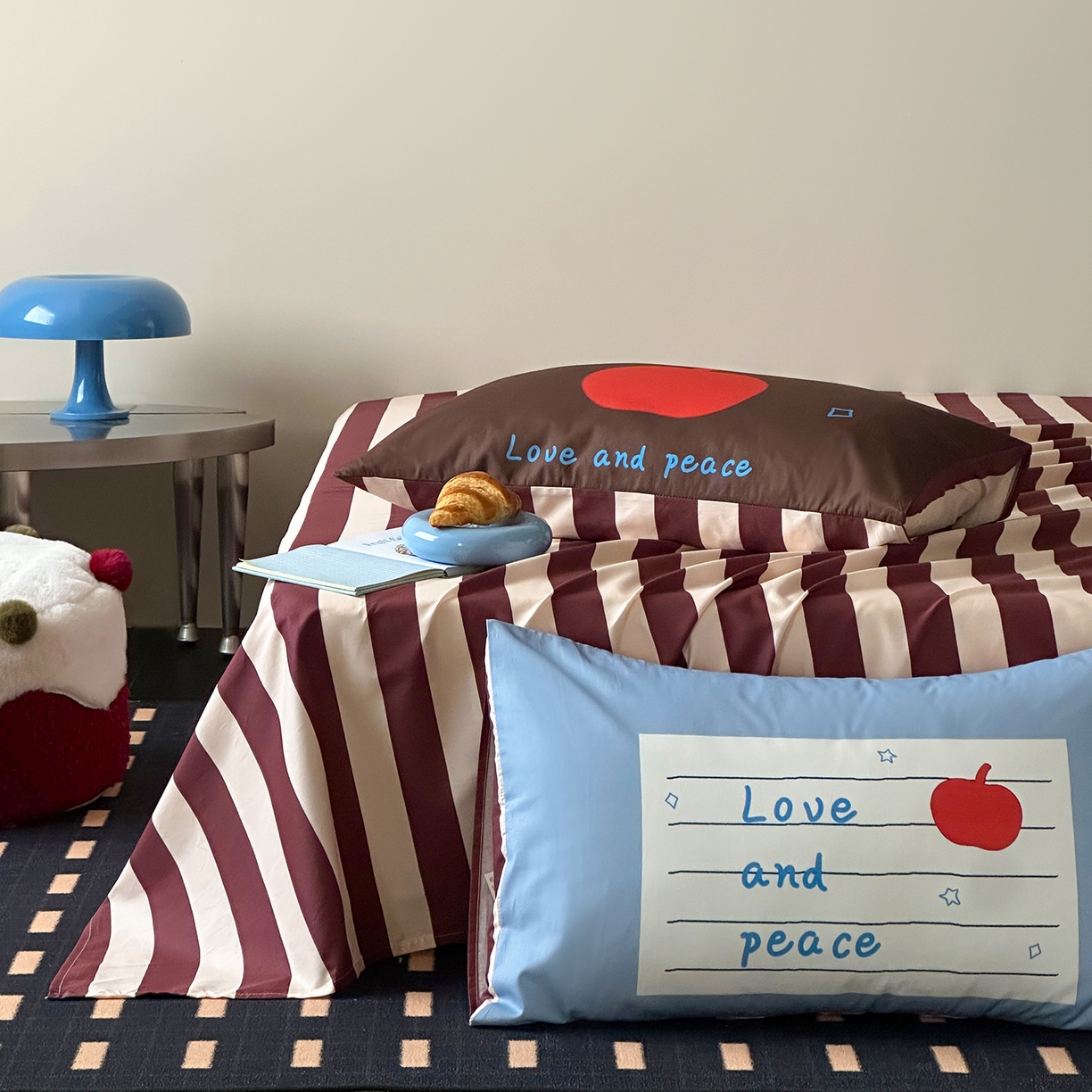 91家纺网 家纺一手货源 找家纺 （总）桃子家居 2026新款A类全棉纯棉水洗简约混搭数码印花条纹星纹复古治愈卡通单品床单床笠系列