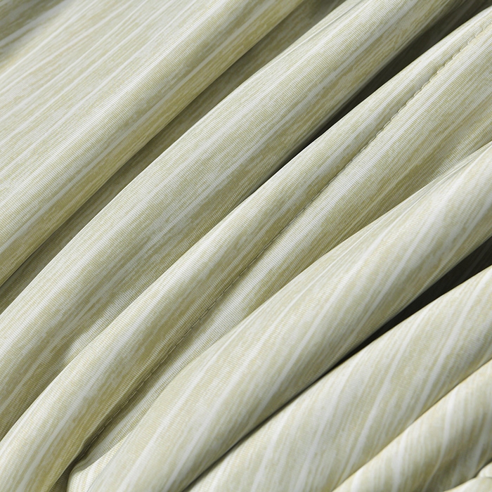 91家纺网 家纺一手货源 找家纺 库里梦家纺 2026新款凉感条纹针织冰淇淋空调被夏被夏凉被 奶绿