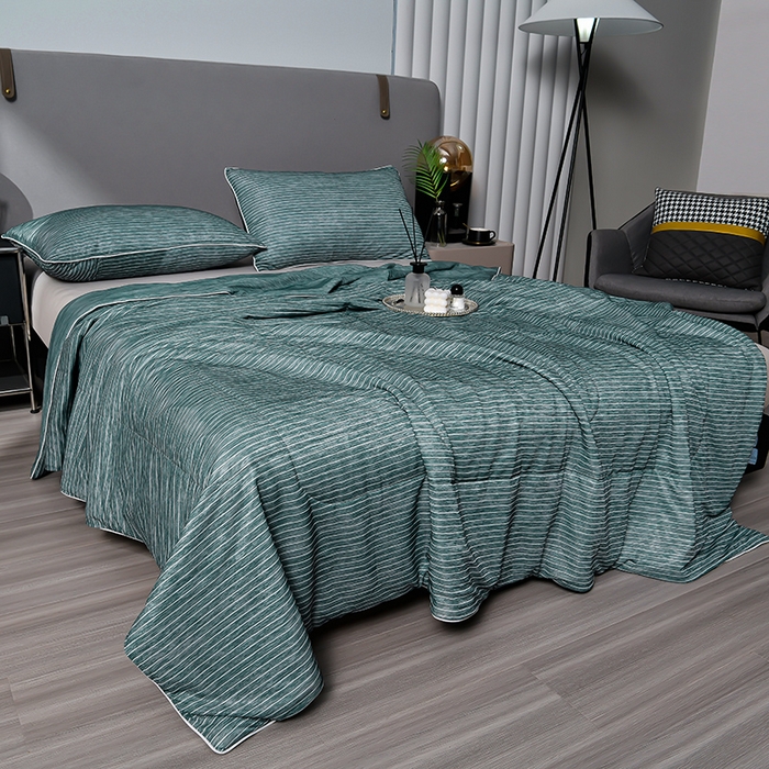 91家纺网 家纺一手货源 找家纺 库里梦家纺 2026新款凉感条纹针织冰淇淋空调被夏被夏凉被 深灰