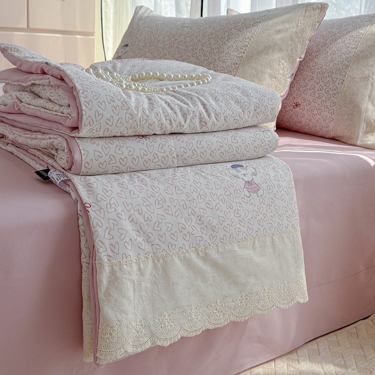 91家纺网 家纺一手货源 找家纺 （总）竹合家纺 2026春夏新款古法水洗仿棉云感棉夏被四件套全棉花边印花夏凉被空调被