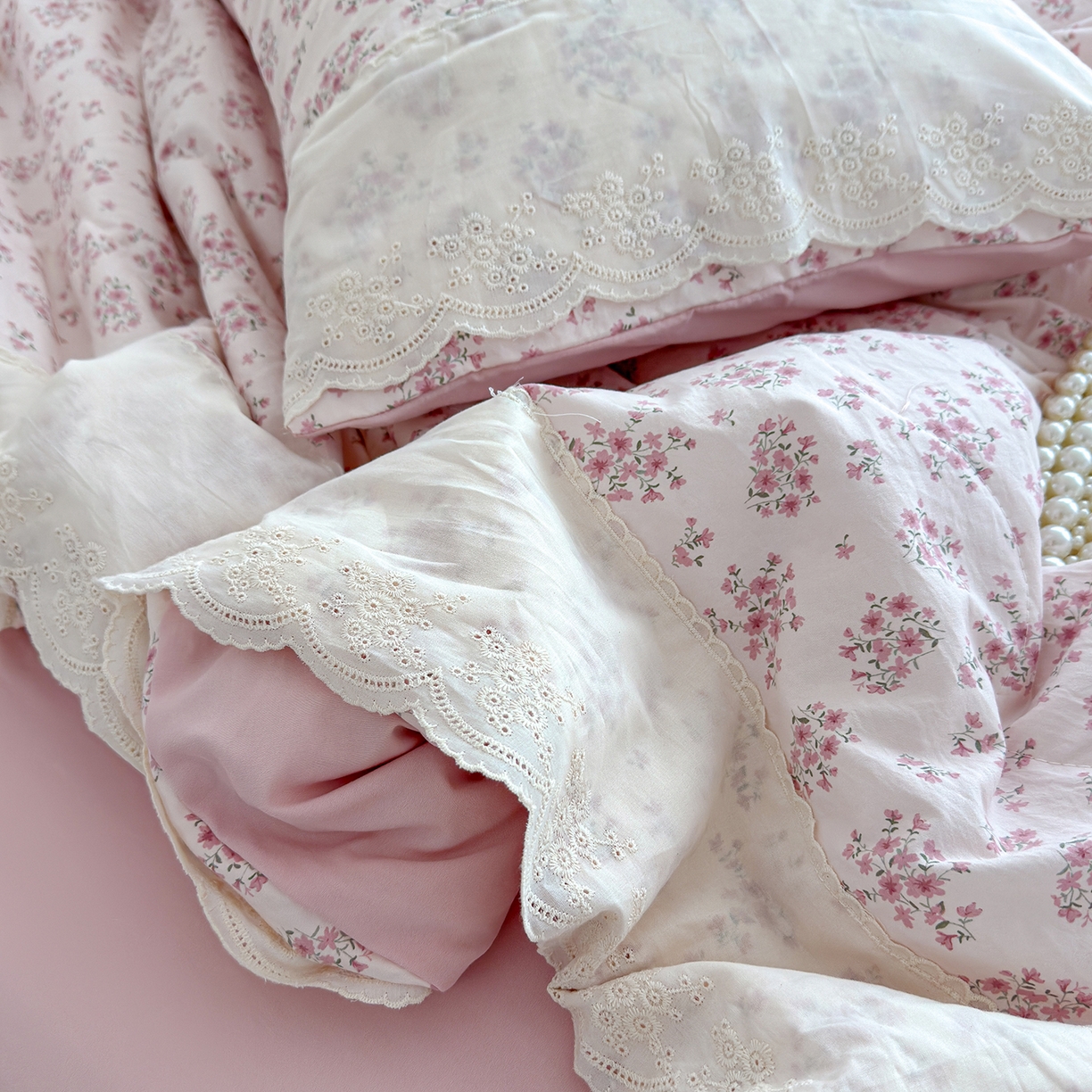 91家纺网 家纺一手货源 找家纺 竹合家纺 2026春夏新款古法水洗仿棉云感棉夏被四件套全棉花边印花夏凉被空调被 桃笺