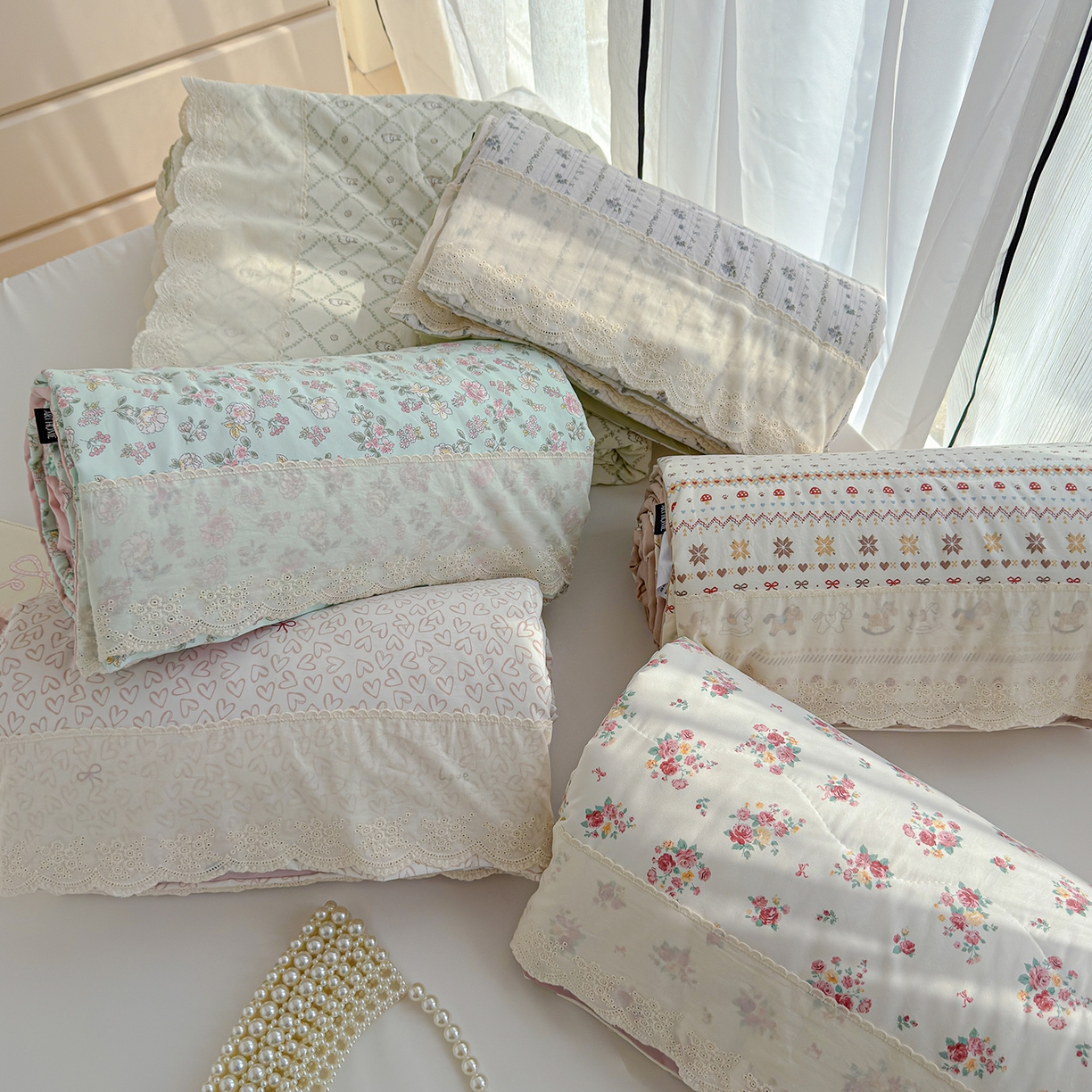 91家纺网 家纺一手货源 找家纺 竹合家纺 2026春夏新款古法水洗仿棉云感棉夏被四件套全棉花边印花夏凉被空调被 组合图