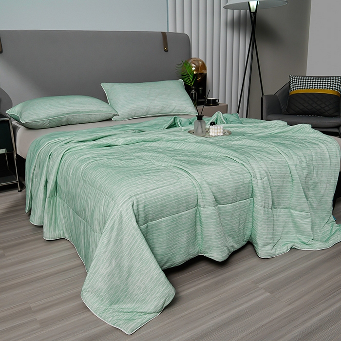 91家纺网 家纺一手货源 找家纺 库里梦家纺 2026新款凉感条纹针织冰淇淋空调被夏被夏凉被 水绿