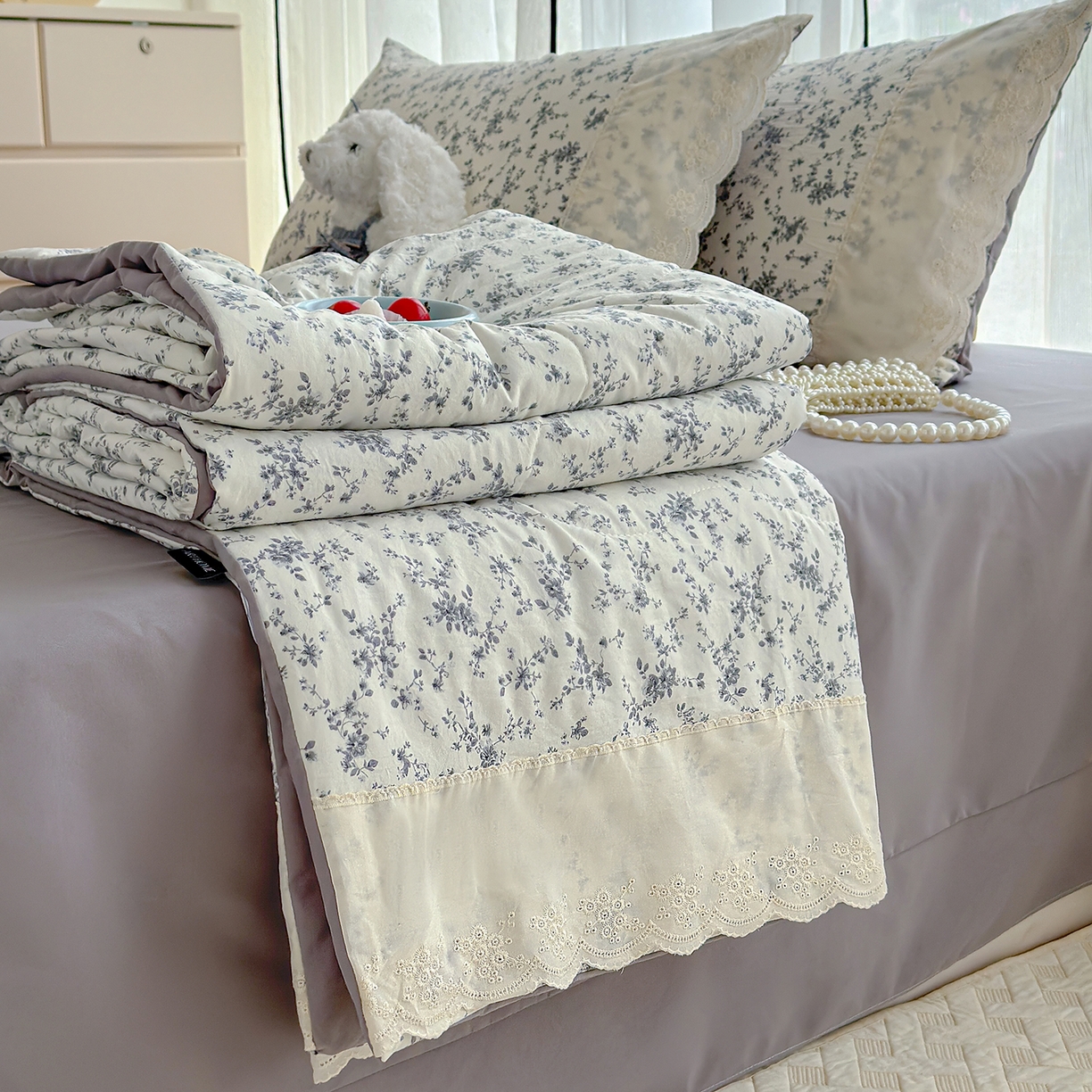 91家纺网 家纺一手货源 找家纺 （总）竹合家纺 2026春夏新款古法水洗仿棉云感棉夏被四件套全棉花边印花夏凉被空调被