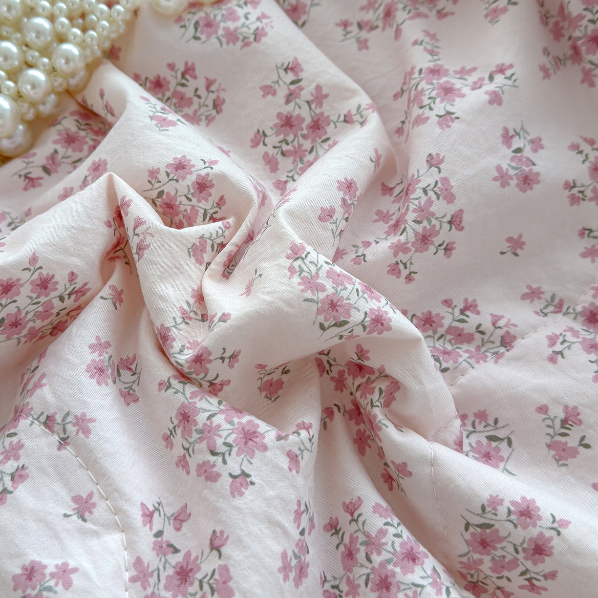 91家纺网 家纺一手货源 找家纺 竹合家纺 2026春夏新款古法水洗仿棉云感棉夏被四件套全棉花边印花夏凉被空调被 桃笺