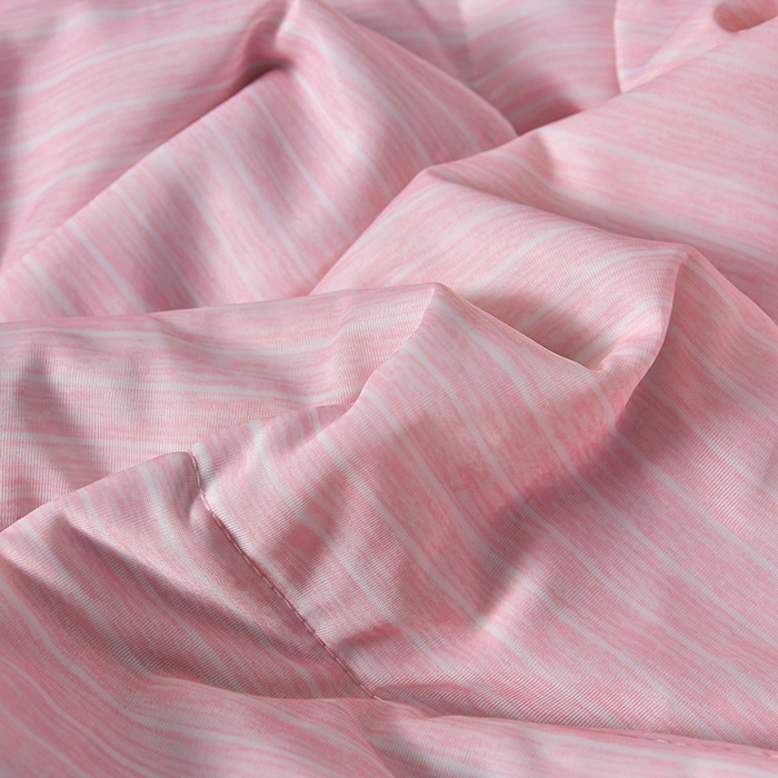 91家纺网 家纺一手货源 找家纺 库里梦家纺 2026新款凉感条纹针织冰淇淋空调被夏被夏凉被 桃粉