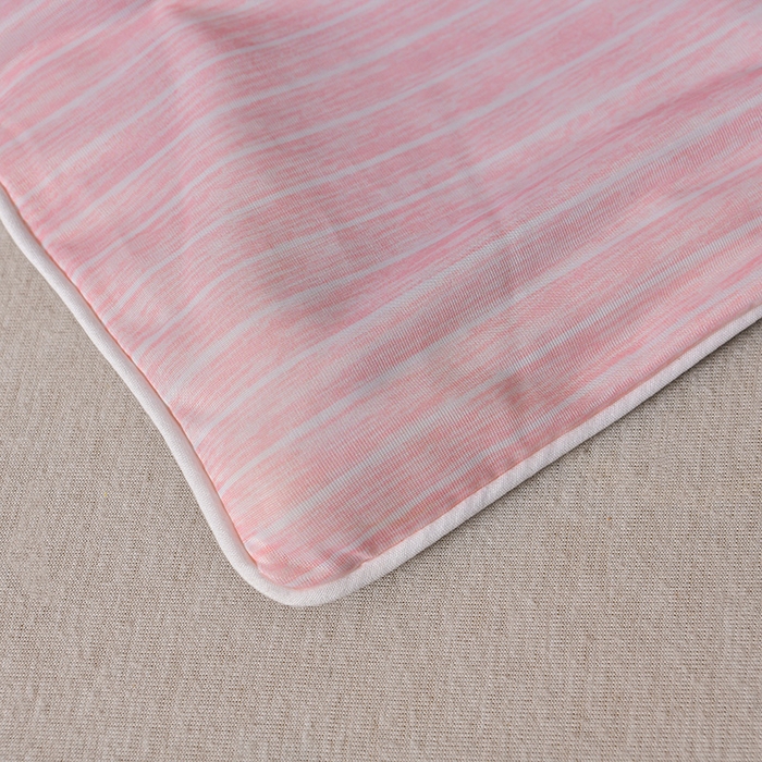 91家纺网 家纺一手货源 找家纺 库里梦家纺 2026新款凉感条纹针织冰淇淋空调被夏被夏凉被 桃粉