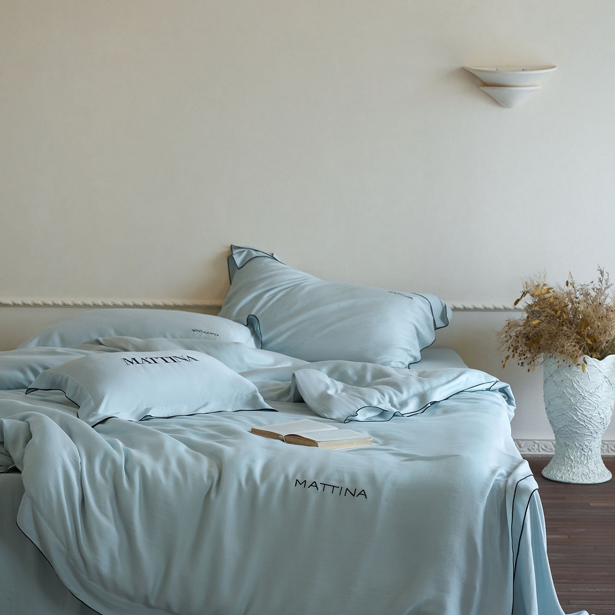 91家纺网 家纺一手货源 找家纺 时亿家居 2026新款砂洗水洗兰精天丝四件套-奶芙系列 奶芙-晴山蓝