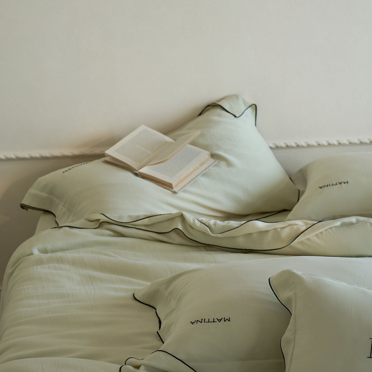 91家纺网 家纺一手货源 找家纺 时亿家居 2026新款砂洗水洗兰精天丝四件套-奶芙系列 奶芙-贝卡绿