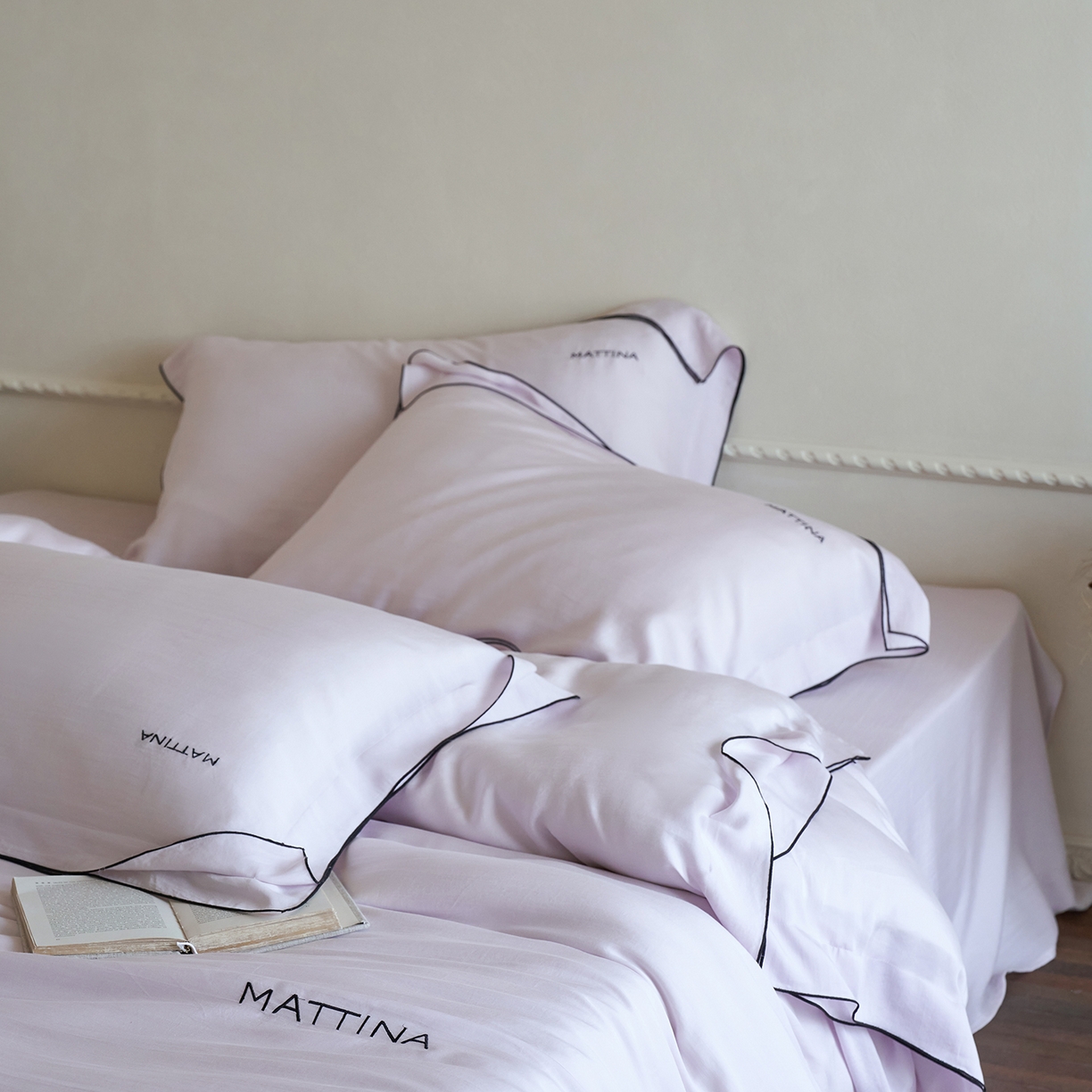 91家纺网 家纺一手货源 找家纺 时亿家居 2026新款砂洗水洗兰精天丝四件套-奶芙系列 奶芙-星光紫