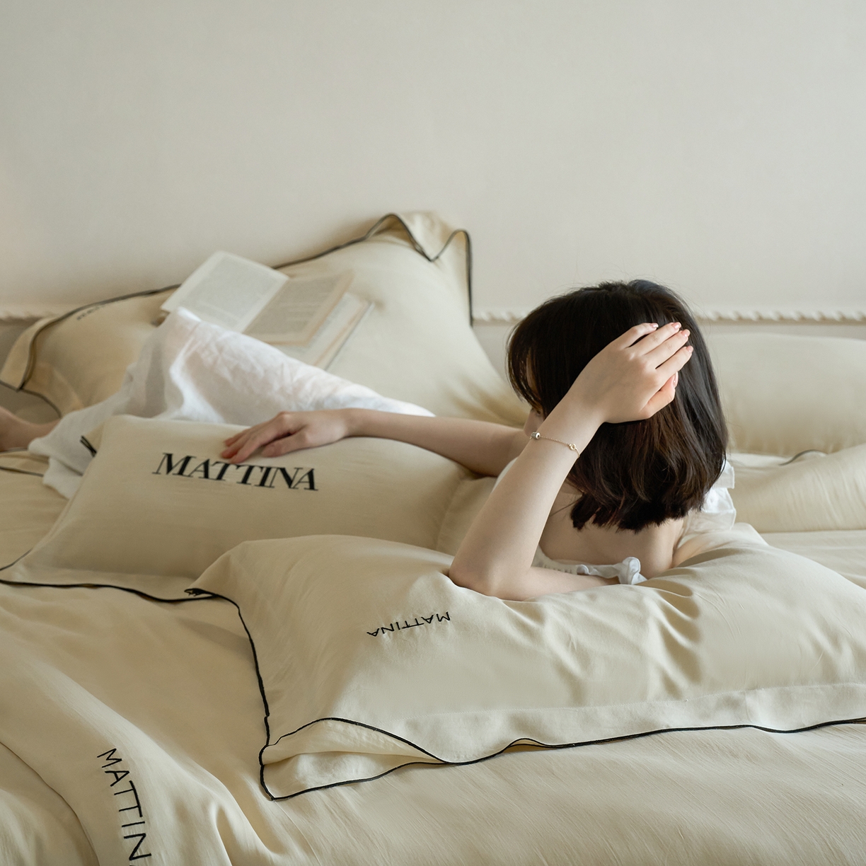 91家纺网 家纺一手货源 找家纺 时亿家居 2026新款砂洗水洗兰精天丝四件套-奶芙系列 奶芙-香槟金