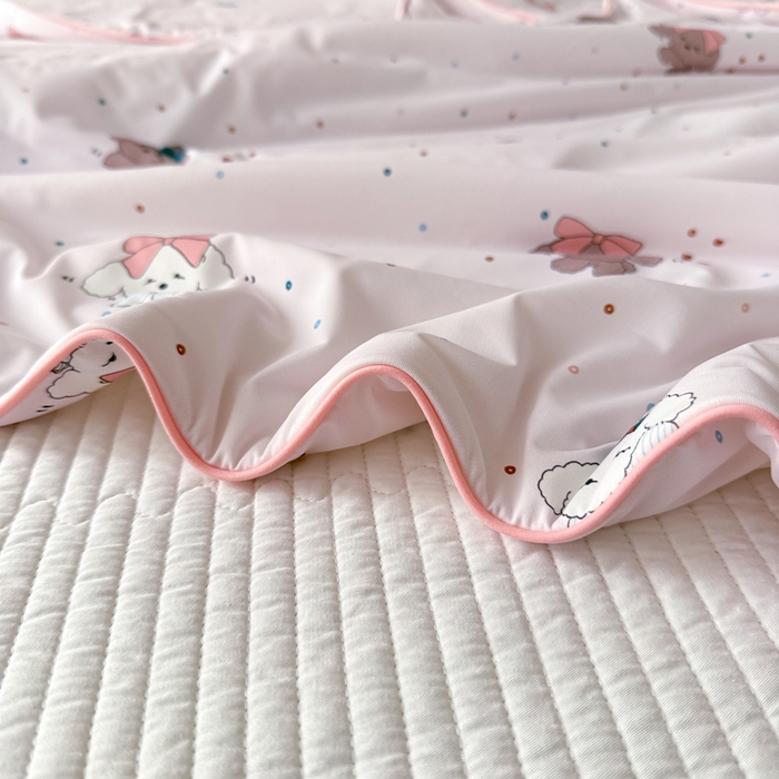 91家纺网 家纺一手货源 找家纺 CINNY馨宜 2026新款小冰皮氨纶凉感夏被空调被 顽皮狗