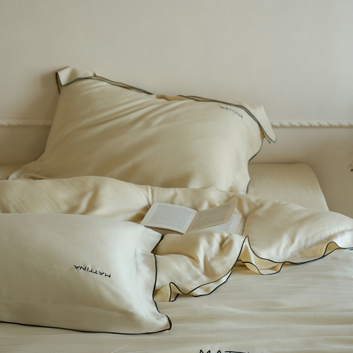 91家纺网 家纺一手货源 找家纺 时亿家居 2026新款砂洗水洗兰精天丝四件套-奶芙系列 奶芙-香槟金