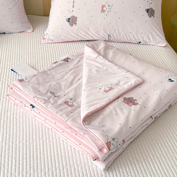 91家纺网 家纺一手货源 找家纺 CINNY馨宜 2026新款小冰皮氨纶凉感夏被空调被 顽皮狗