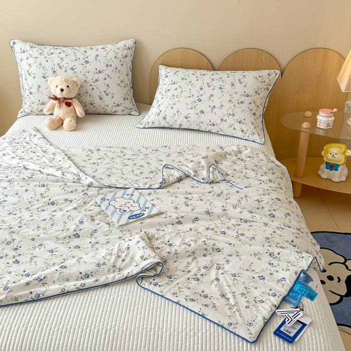 91家纺网 家纺一手货源 找家纺 CINNY馨宜 2026新款小冰皮氨纶凉感夏被空调被 茉野微澜