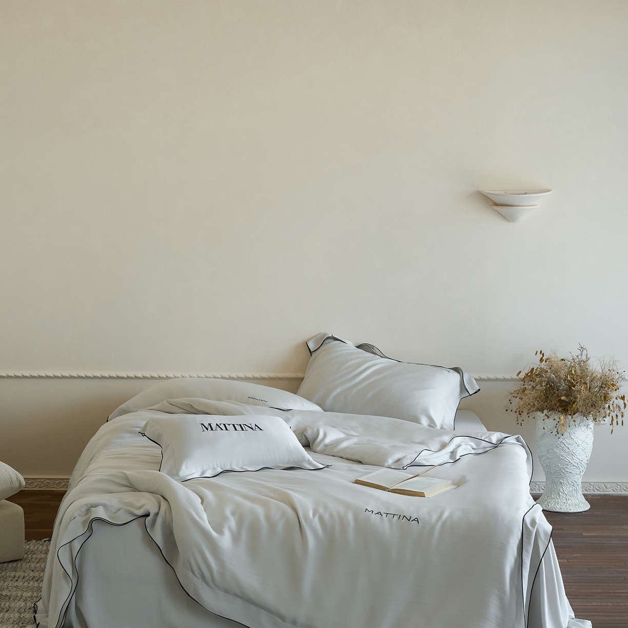 91家纺网 家纺一手货源 找家纺 时亿家居 2026新款砂洗水洗兰精天丝四件套-奶芙系列 奶芙-月影灰