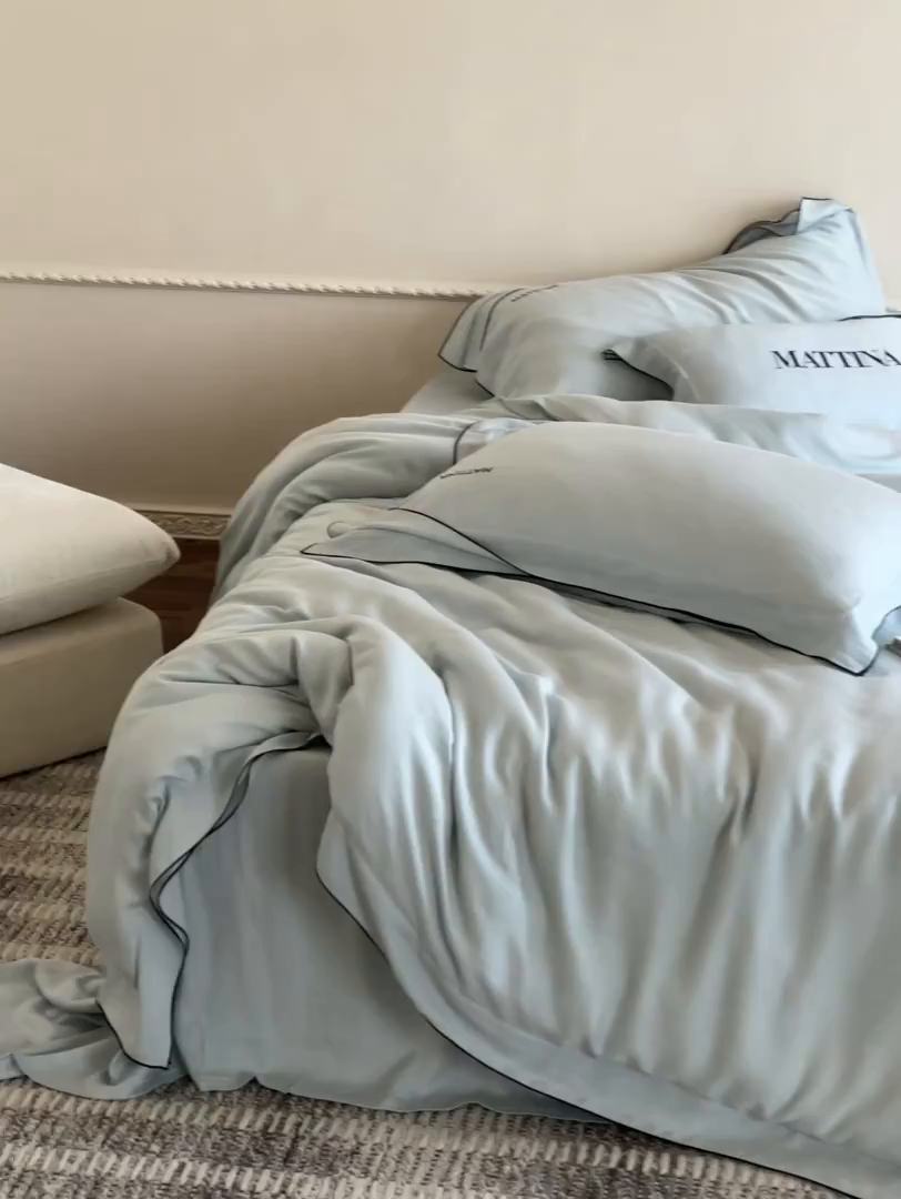 91家纺网 家纺一手货源 找家纺 时亿家居 2026新款砂洗水洗兰精天丝四件套-奶芙系列 奶芙-晴山蓝