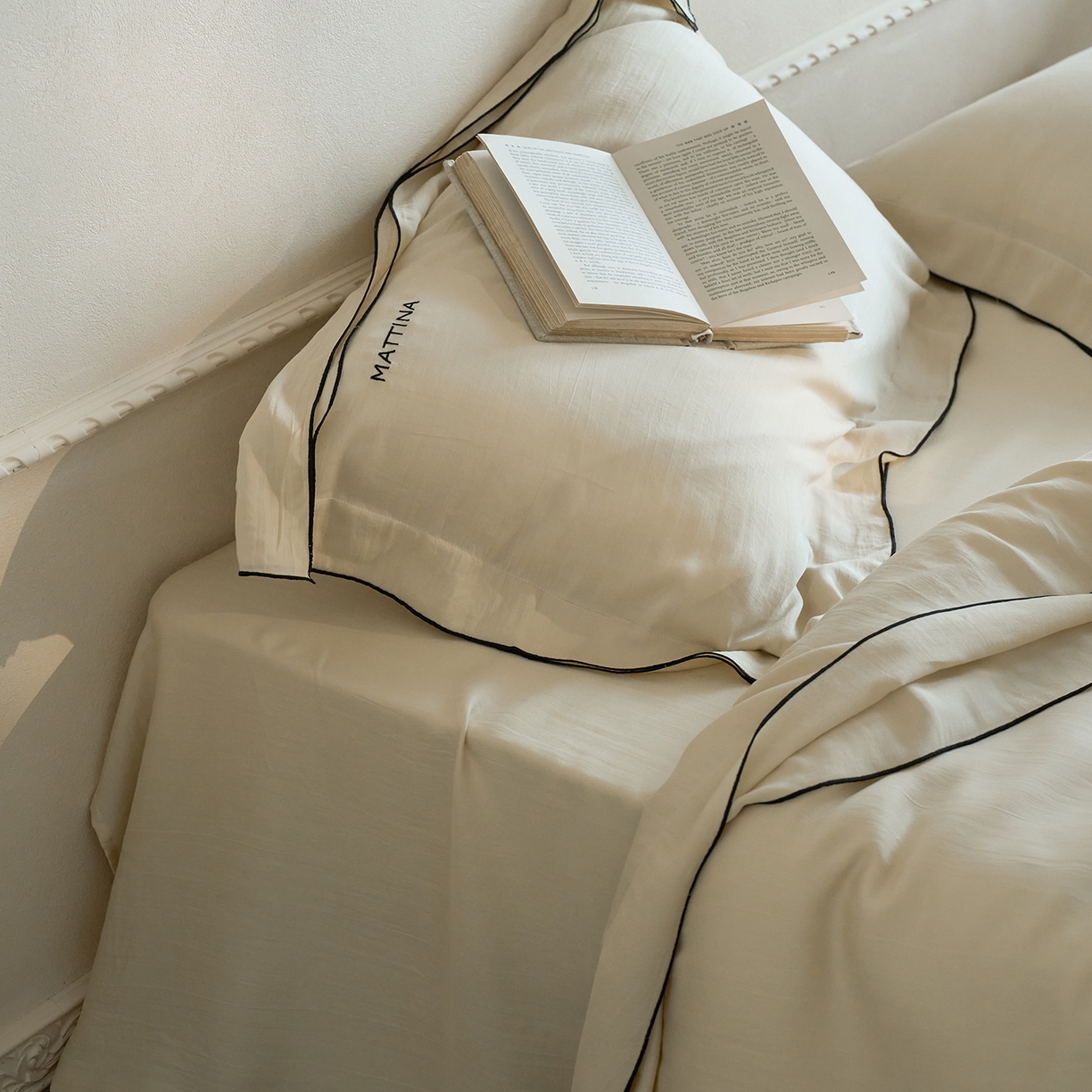 91家纺网 家纺一手货源 找家纺 时亿家居 2026新款砂洗水洗兰精天丝四件套-奶芙系列 奶芙-香槟金