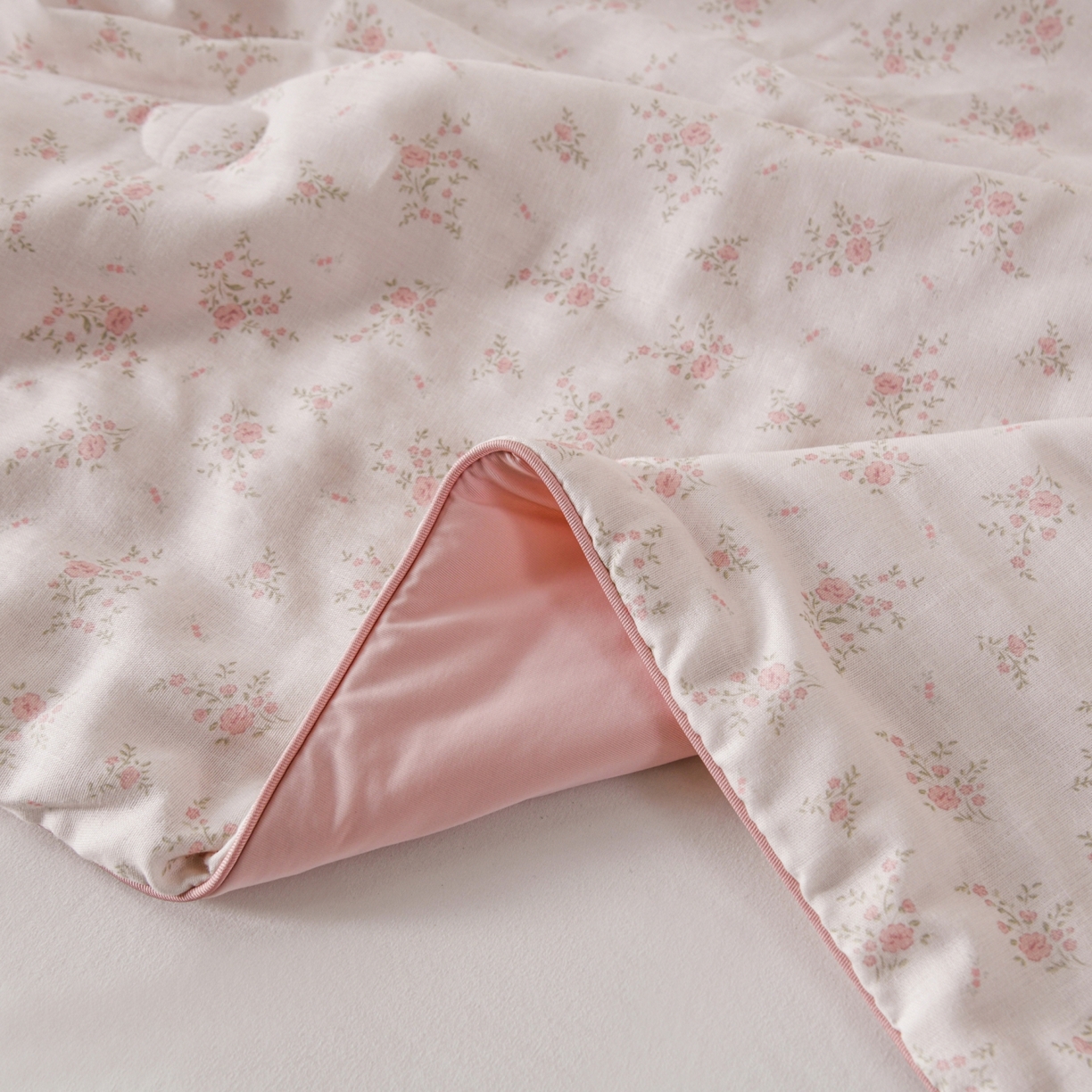 91家纺网 家纺一手货源 找家纺 CINNY馨宜 2026新款双层纱锦氨凉感夏被双面睡感夏被 云香-粉