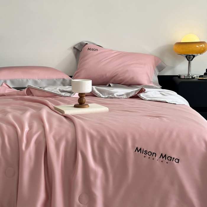 91家纺网 家纺一手货源 找家纺 CINNY馨宜 2026新款A类兰精天丝55%大豆纤维 双拼色天丝夏被（炫彩） 豆沙粉