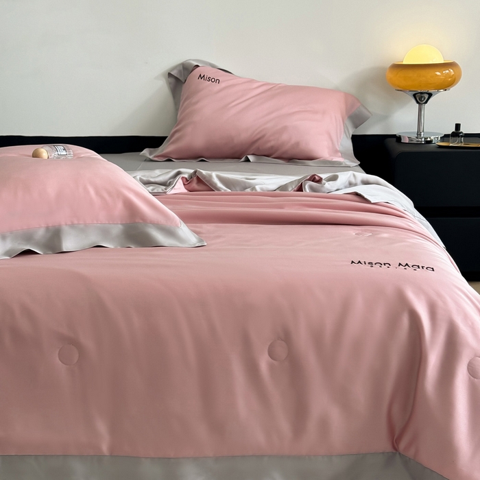 91家纺网 家纺一手货源 找家纺 CINNY馨宜 2026新款A类兰精天丝55%大豆纤维 双拼色天丝夏被（炫彩） 豆沙粉