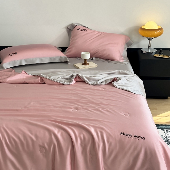 91家纺网 家纺一手货源 找家纺 CINNY馨宜 2026新款A类兰精天丝55%大豆纤维 双拼色天丝夏被（炫彩） 豆沙粉