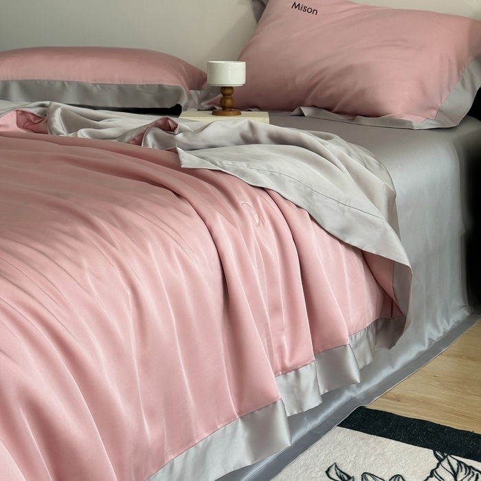 91家纺网 家纺一手货源 找家纺 CINNY馨宜 2026新款A类兰精天丝55%大豆纤维 双拼色天丝夏被（炫彩） 豆沙粉