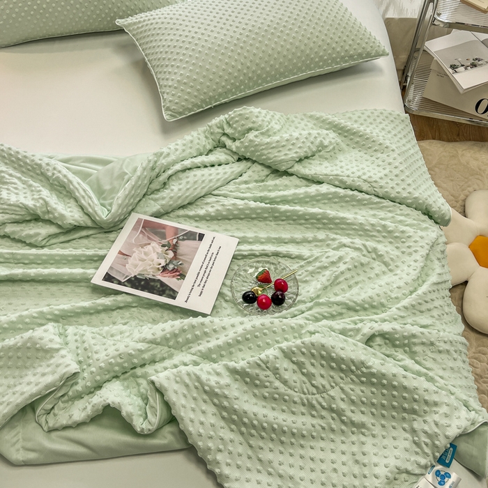 91家纺网 家纺一手货源 找家纺 库里梦家纺 2026新款3D按摩冰豆豆凉感夏被夏凉被空调被 冰豆绿