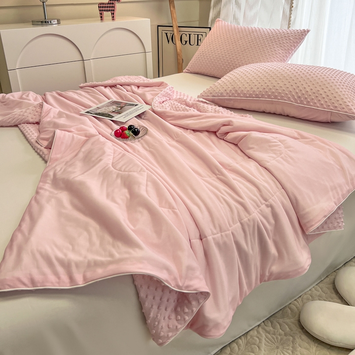 91家纺网 家纺一手货源 找家纺 库里梦家纺 2026新款3D按摩冰豆豆凉感夏被夏凉被空调被 冰豆粉