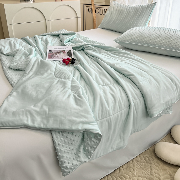 91家纺网 家纺一手货源 找家纺 库里梦家纺 2026新款3D按摩冰豆豆凉感夏被夏凉被空调被 冰豆蓝