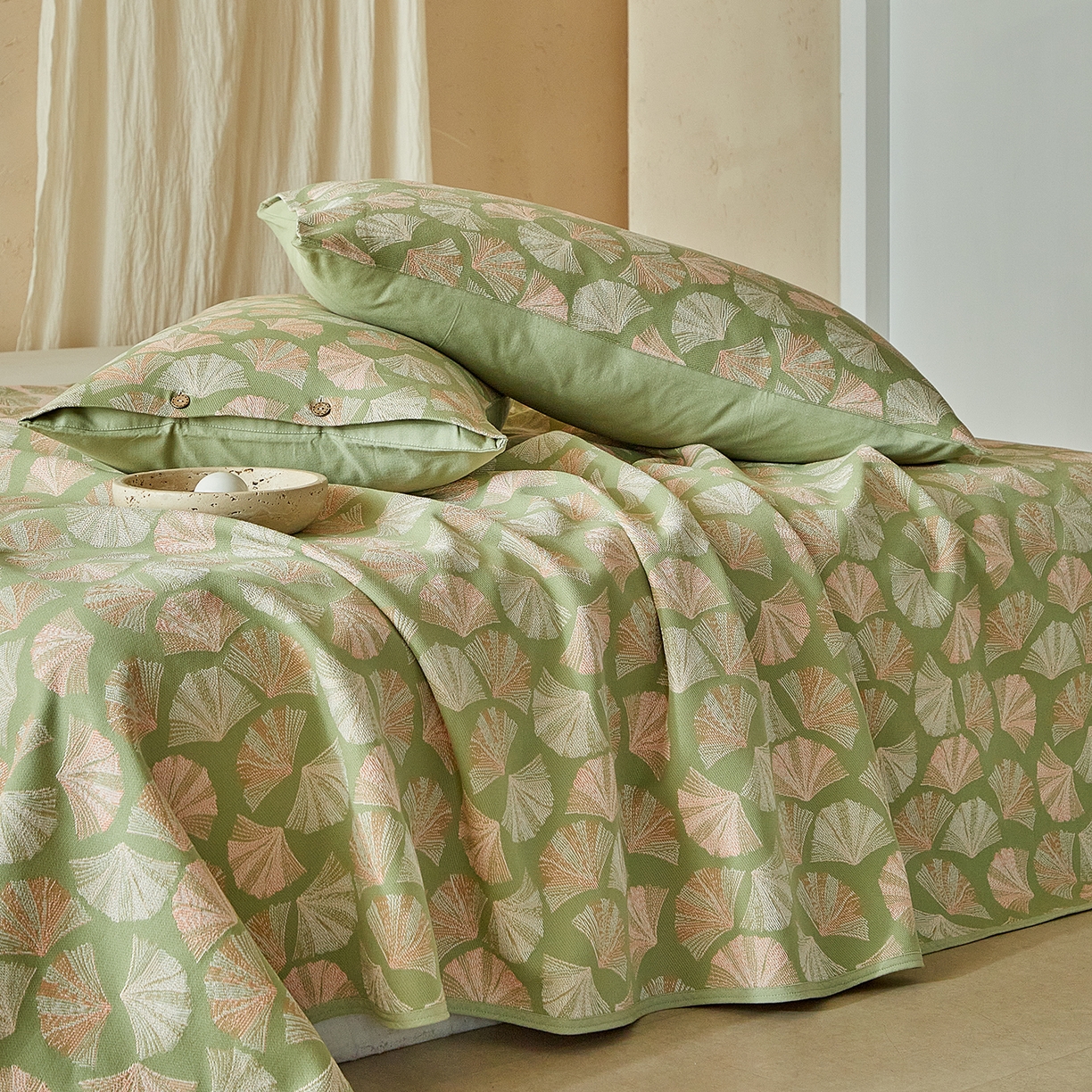 91家纺网 家纺一手货源 找家纺 孑寐家纺 2026新款100%纯棉色织双面大提花老粗布凉席三件套 银杏叶影-绿色