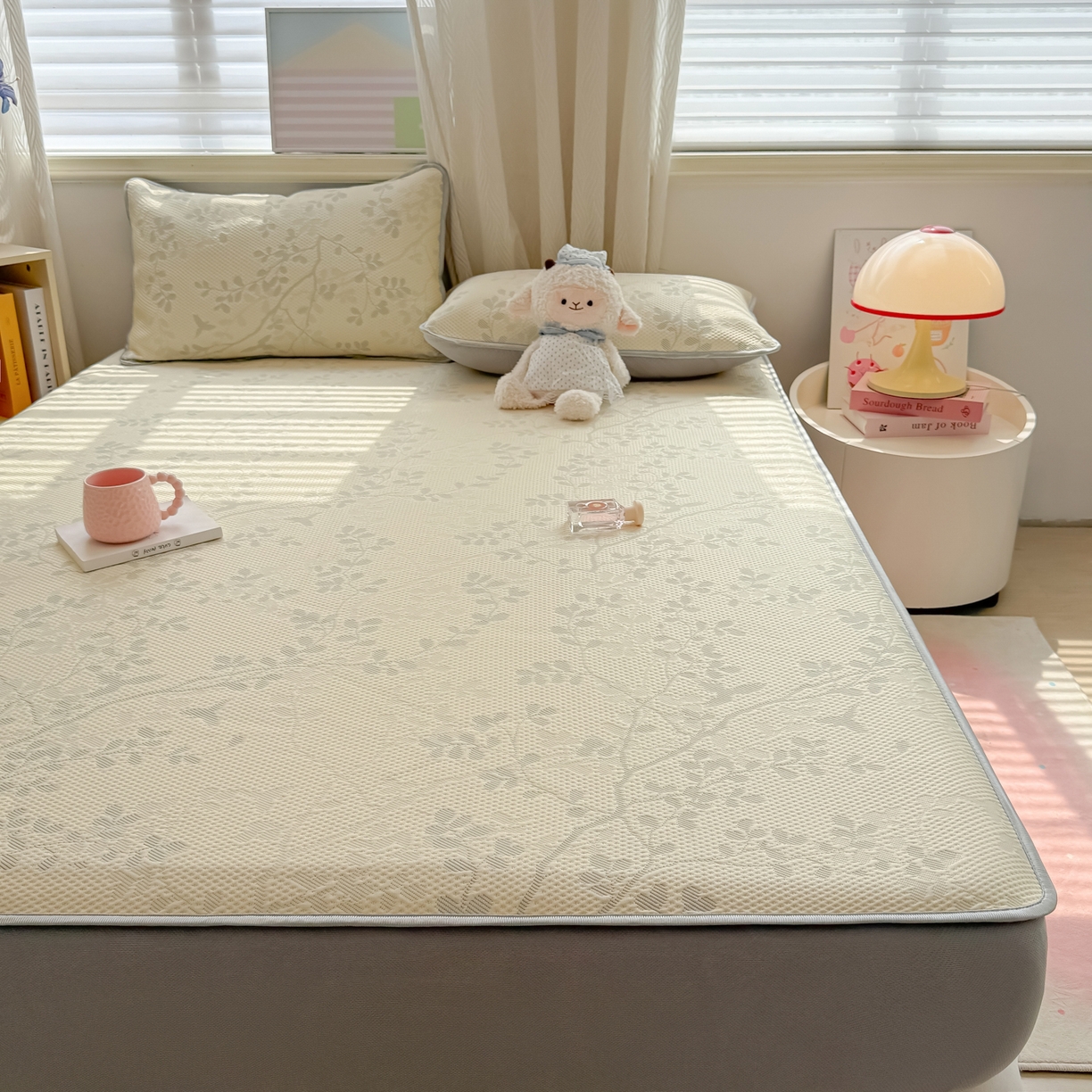 91家纺网 家纺一手货源 找家纺 多乐家纺 206新款冰豆豆防水凉感软席凉席席子 花枝金叶-床笠款