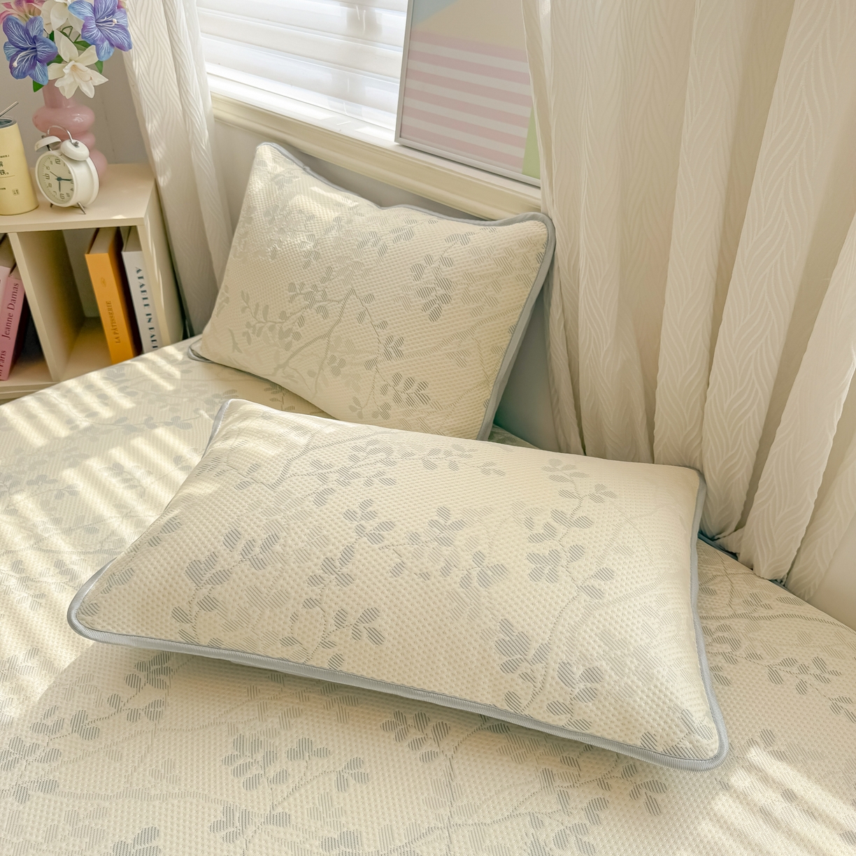 91家纺网 家纺一手货源 找家纺 多乐家纺 206新款冰豆豆防水凉感软席凉席席子 花枝金叶-床笠款